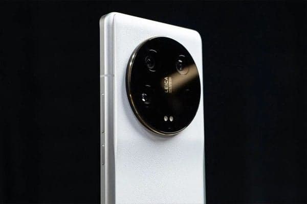 Xiaomi 14 Ultra Leaks Reveal Bigger Battery and March 2024 Launch