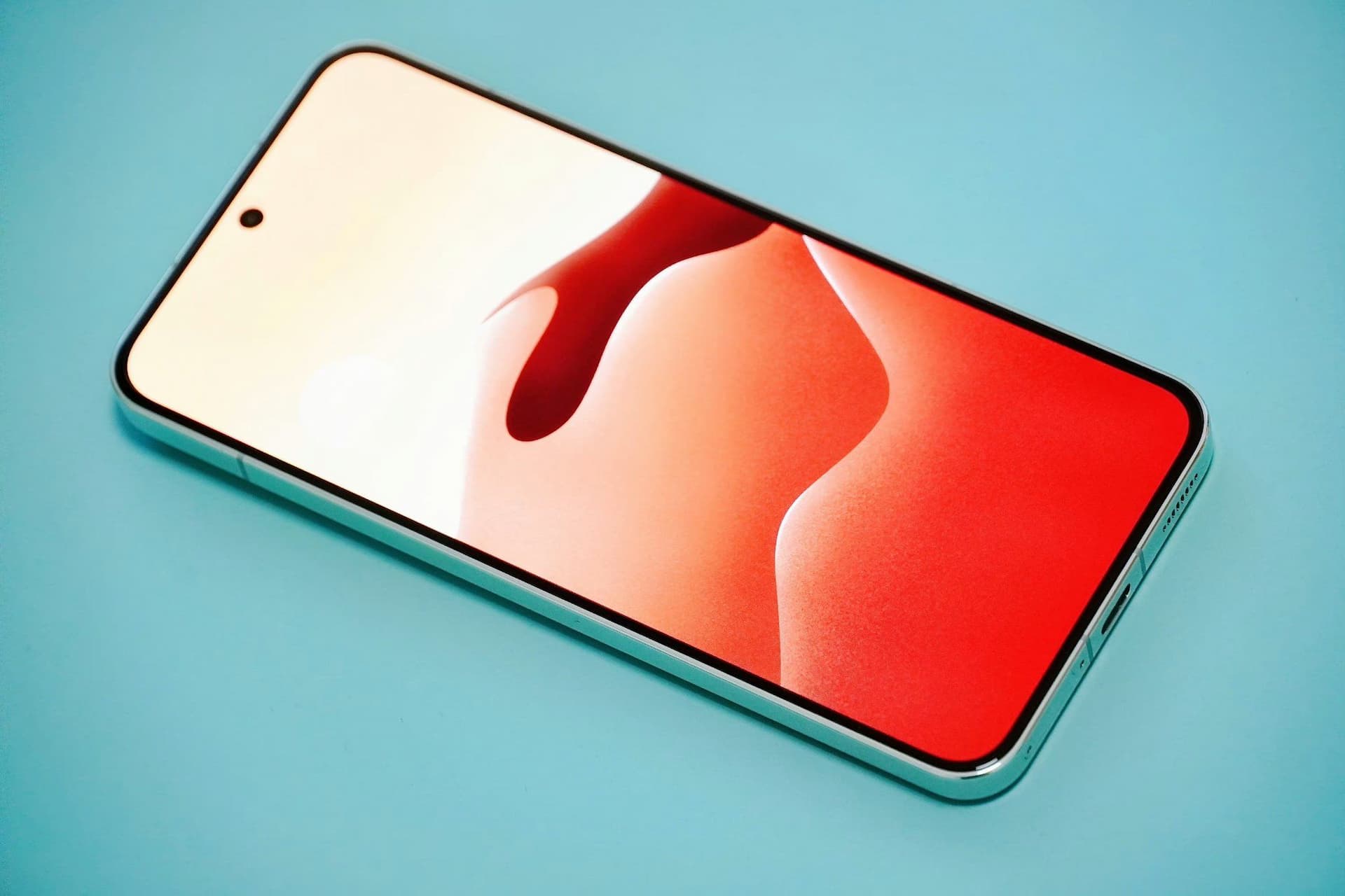 Leaked Information Suggests iPhone 15 Pro Max Will Feature Thinnest Bezels on Any Smartphone