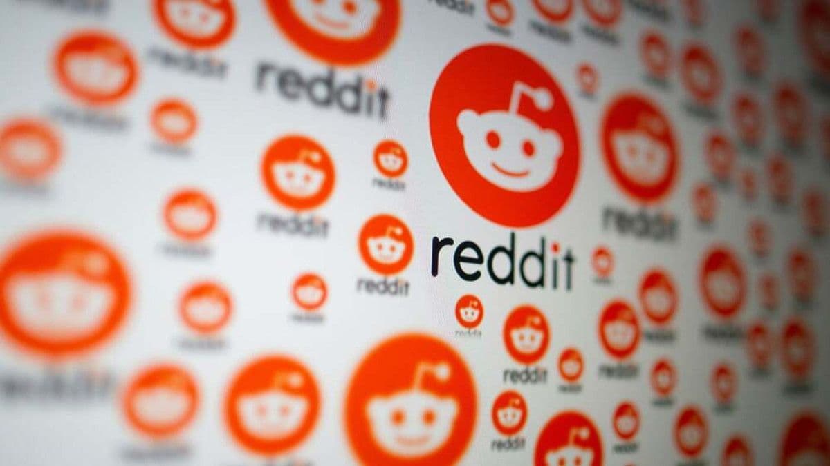Reddit Communities Go Private in Protest as API Changes Threaten Third-Party Apps