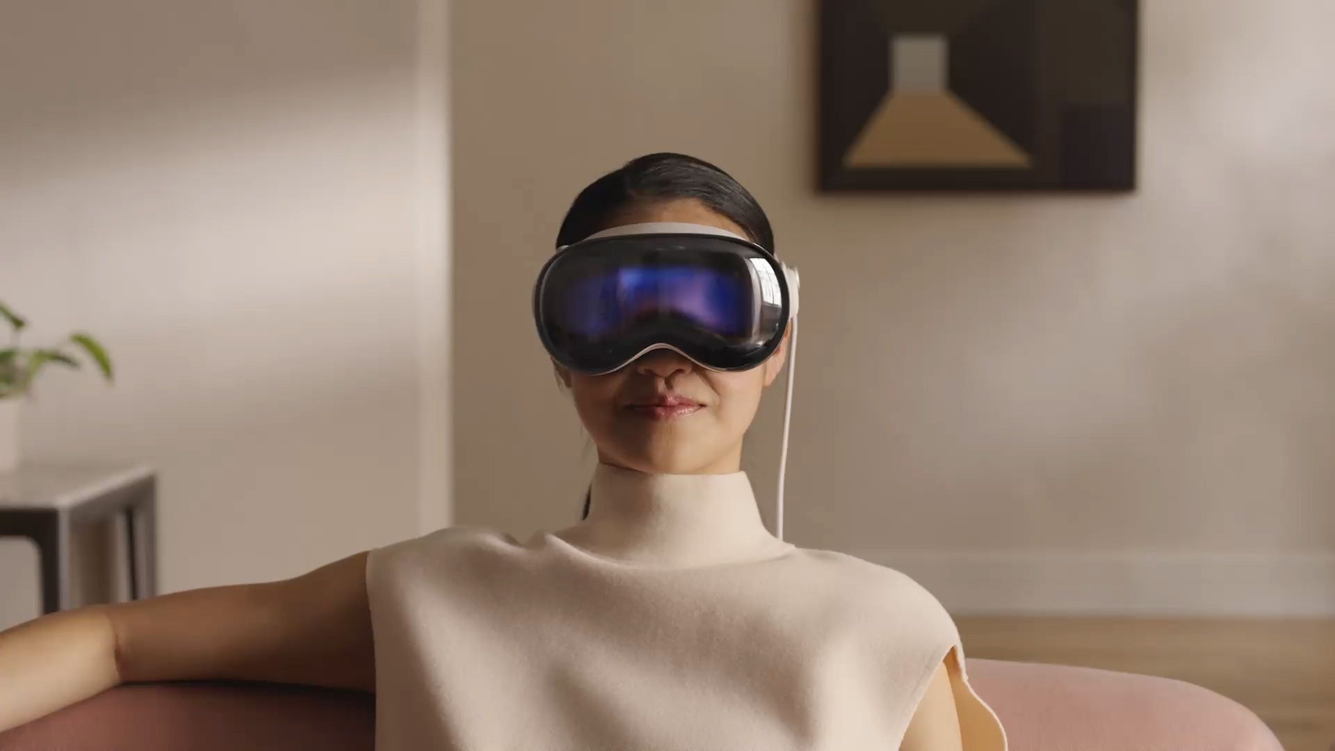 Apple Reportedly Pauses Vision Pro Development to Prioritize a Cheaper Vision Headset