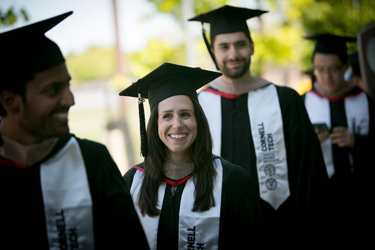 Tech Grads Face Harsh Reality as Six-figure Jobs Vanish