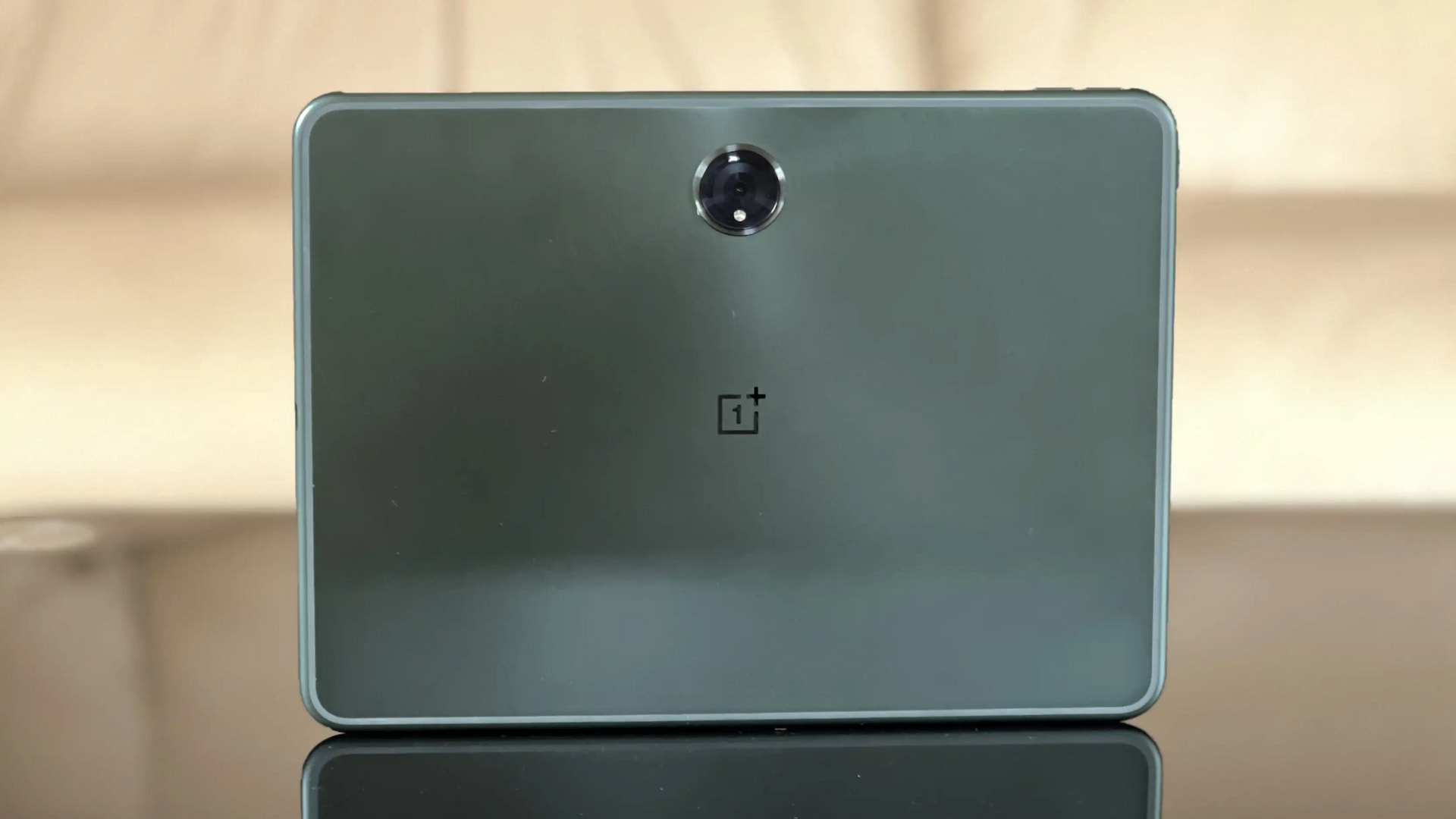 OnePlus Pad Now Available for Open Sale in the UK and EU, Comes with Surprise Charger
