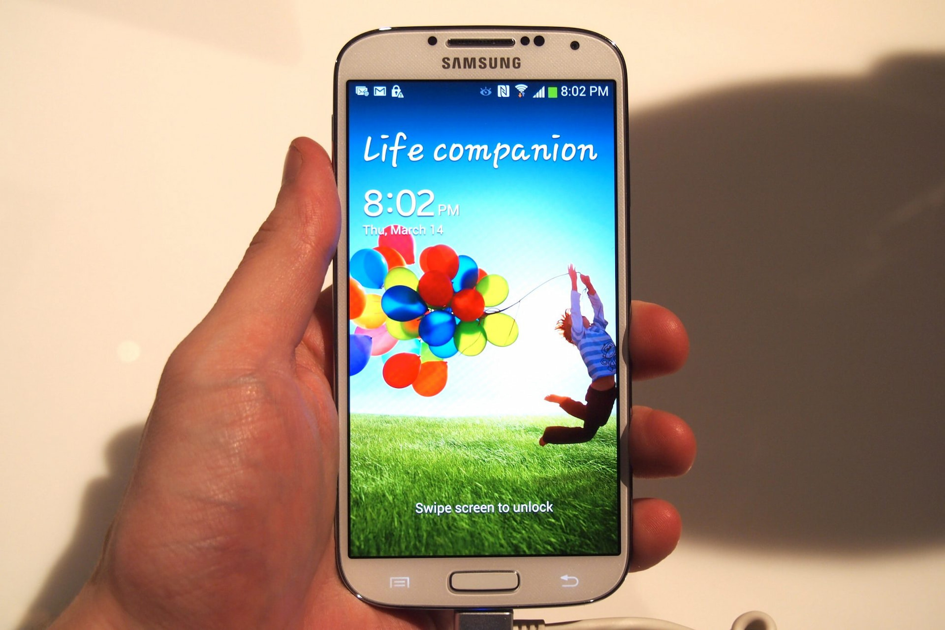 Samsung Galaxy S4 Review-Advantages and Disadvantages