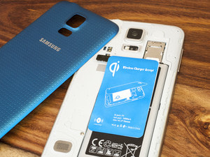 Add Wireless Charging To Your Galaxy S5 For Just $10, But With A Big Catch