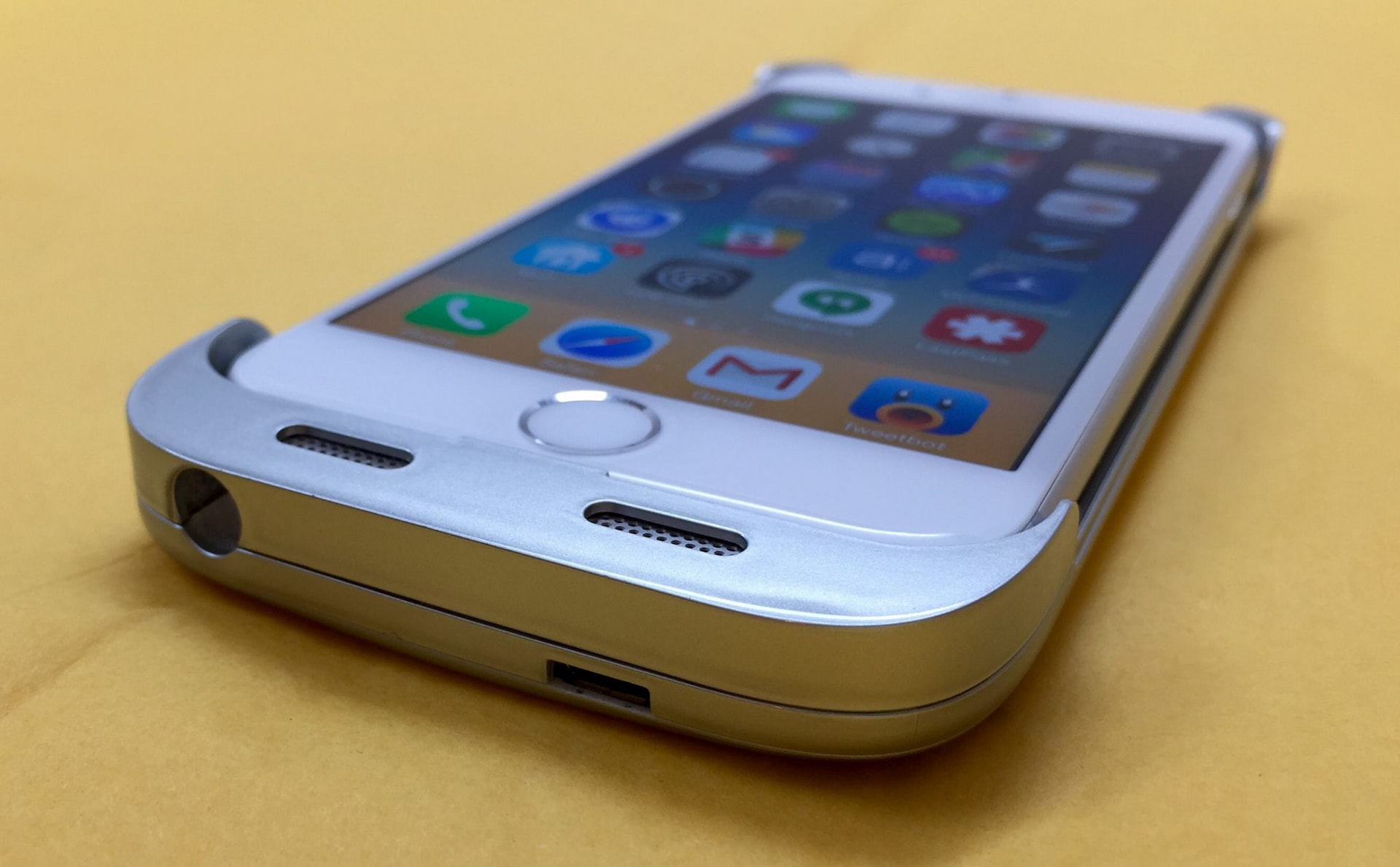 How To Fix iOS 8.3 Battery Life