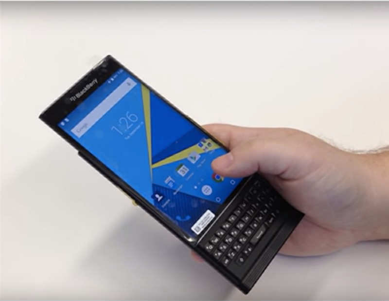 Blackberry Venice Appears On The New Video