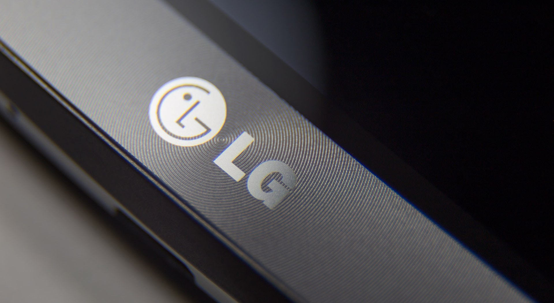 Leaked Image Of LG G5 Shows The Device Will Feature Dual Rear Camera