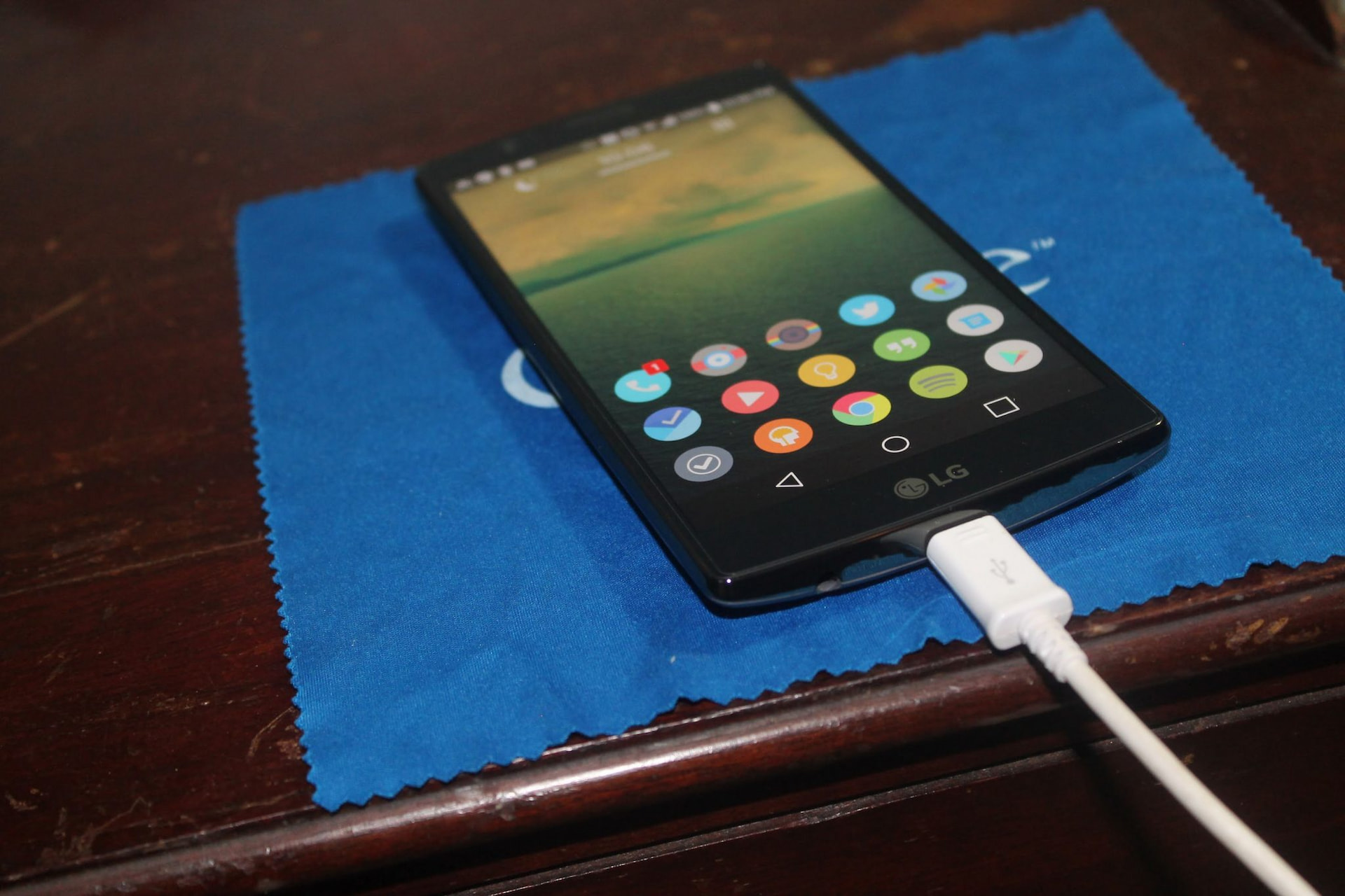 How To Fix LG G4 Slow Charging Issue