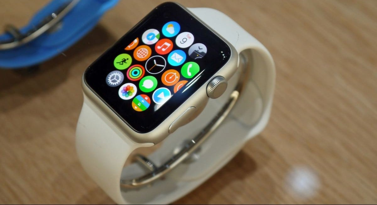 How To Change And Delete Apple Watch Faces