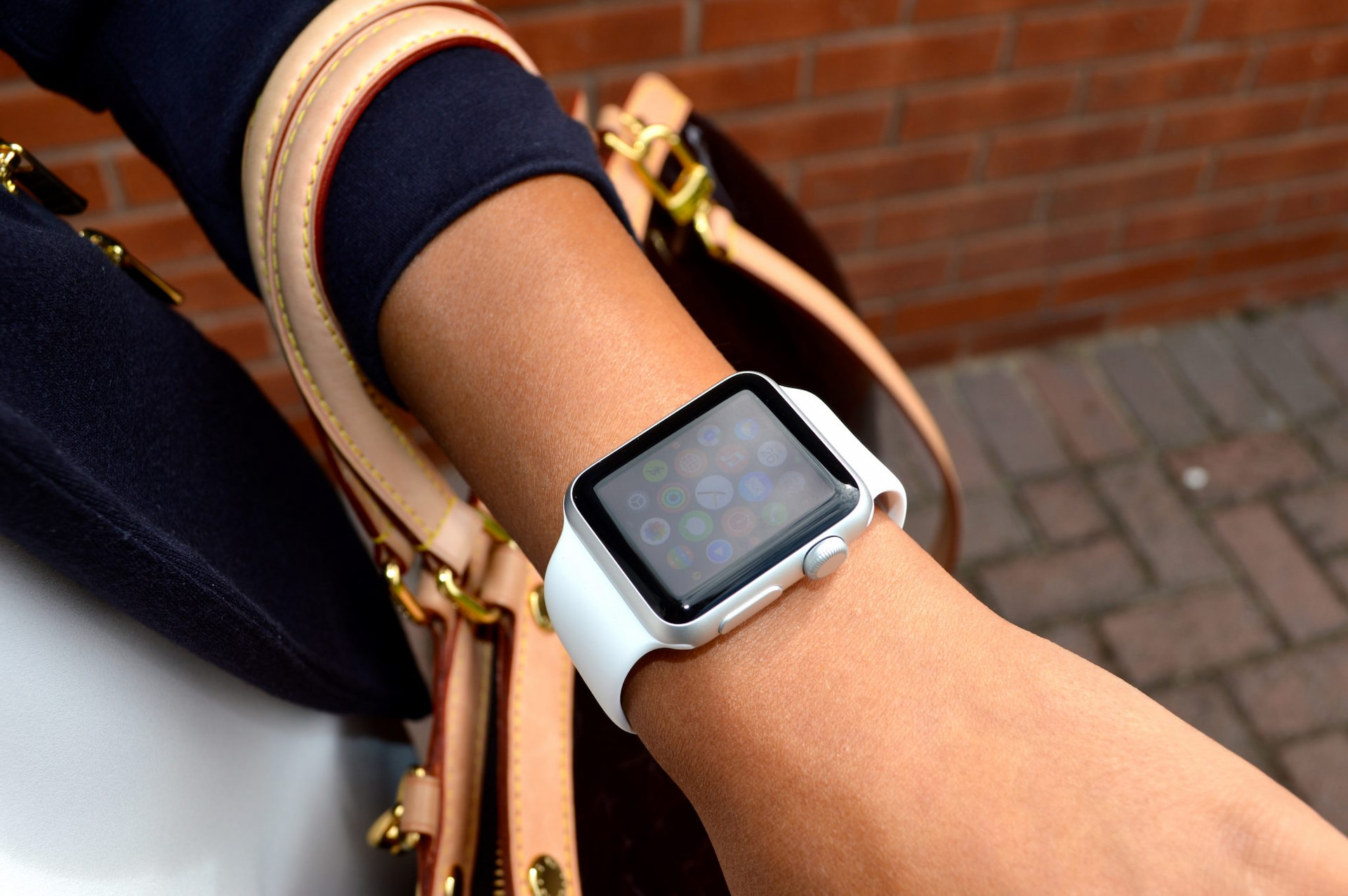How To Set A Default City For Weather On Your Apple Watch