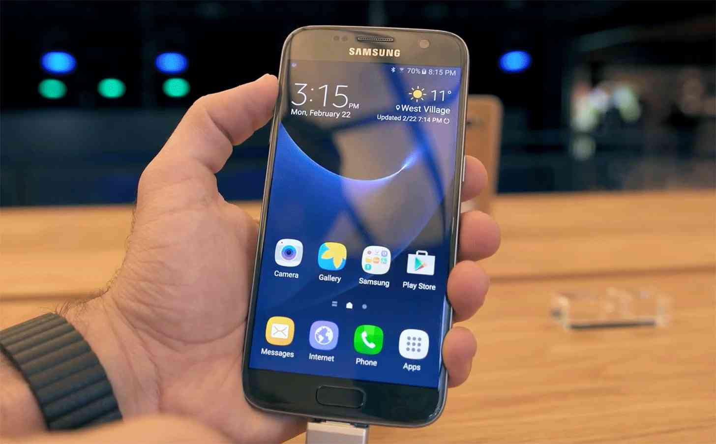 How To Turn Off S Voice On Samsung Galaxy S7 and S7 Edge