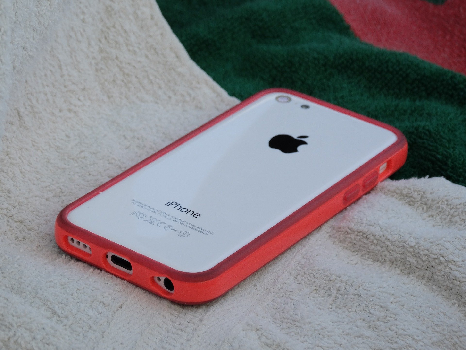 iPhone Speaker Not Working – How To Fix It