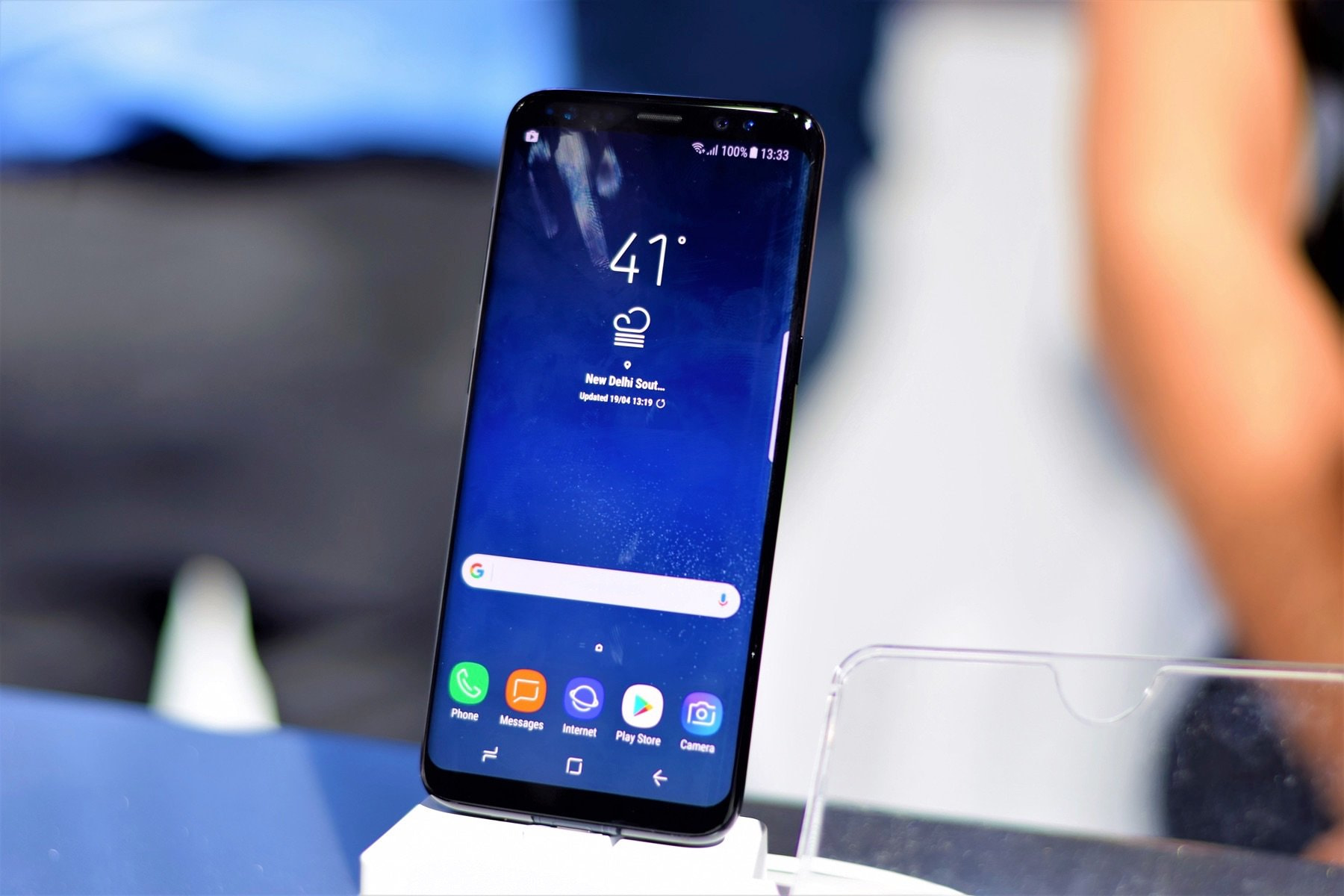 Samsung Galaxy S8 Restarting Randomly – How to Fix It