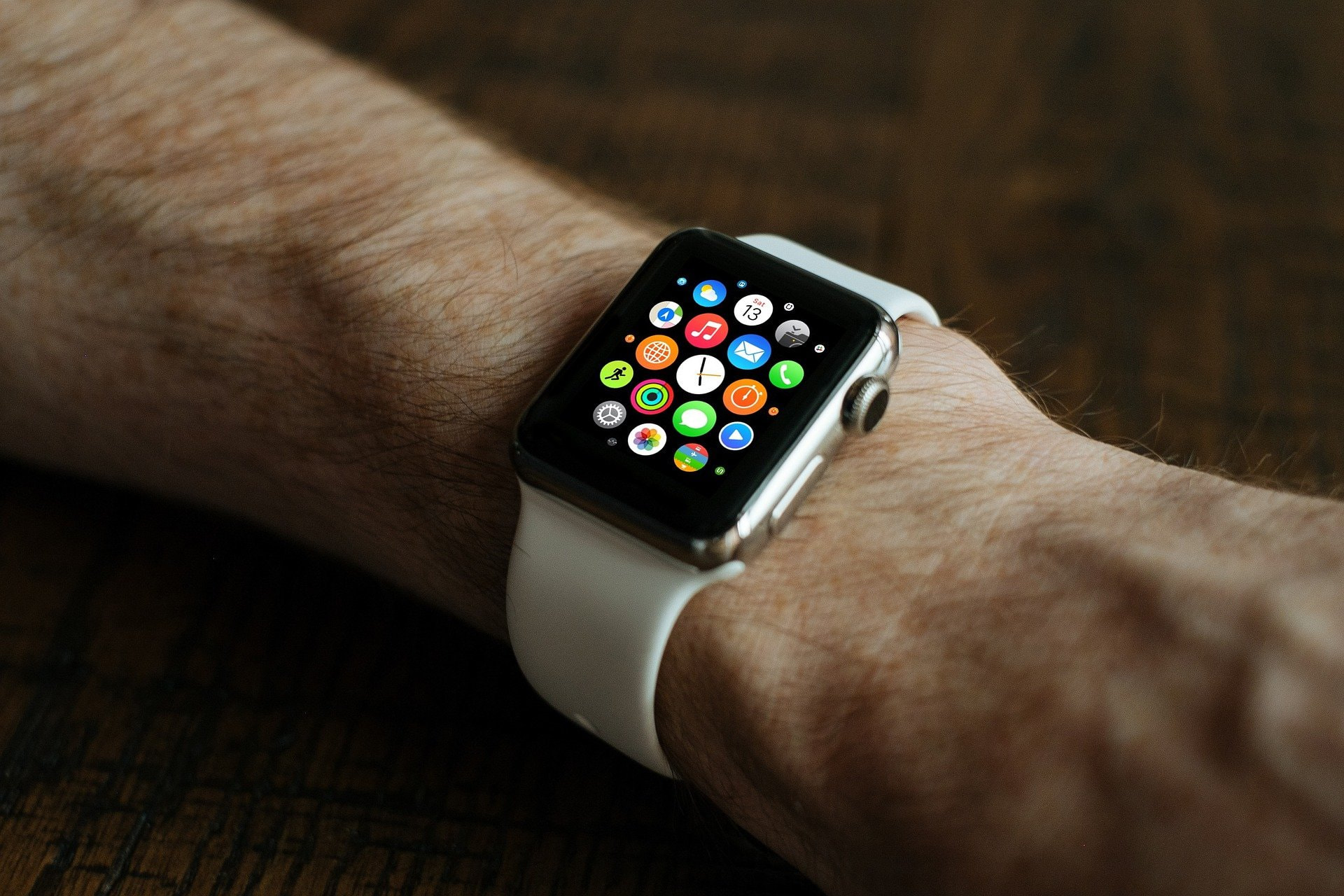 5 Hidden Apple Watch Features