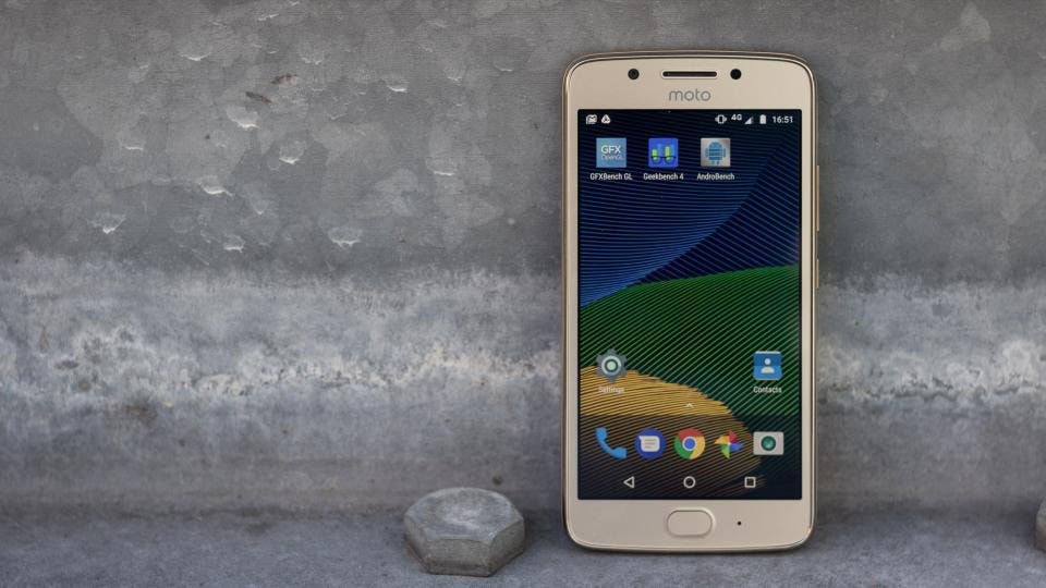 How To Fix Moto G5 SD Card Corruption Issues
