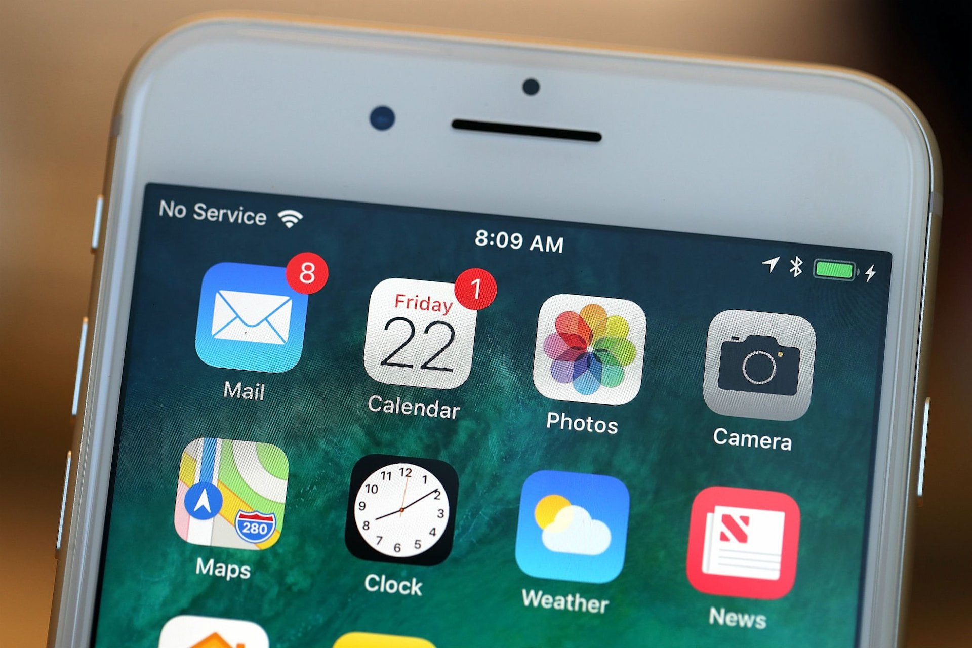 iPhone 8 No Service or Signal  [ How To Fix It] – The Easy Way