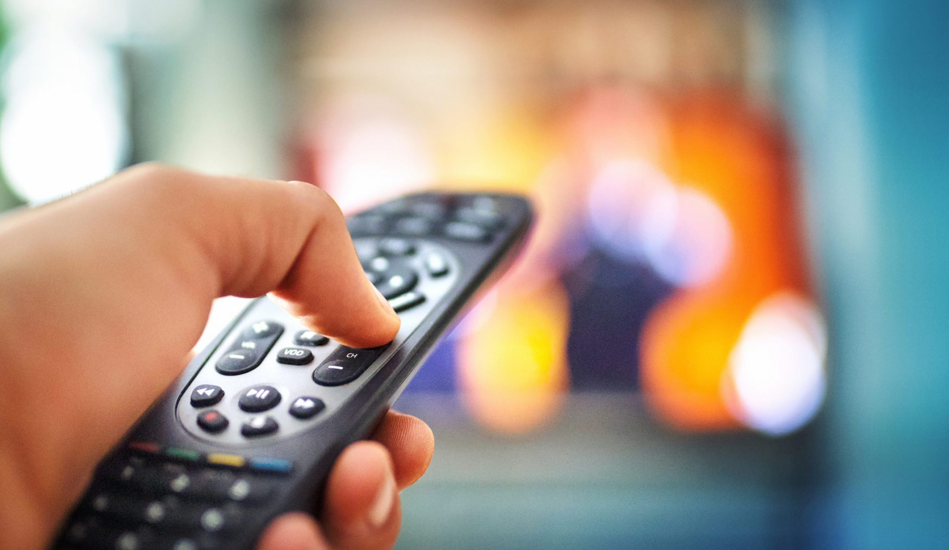 Hulu vs Sling TV