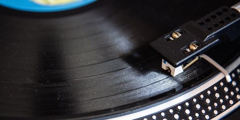 How to convert vinyl to digital format