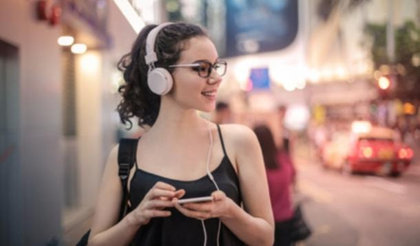 Deezer vs. Google Music
