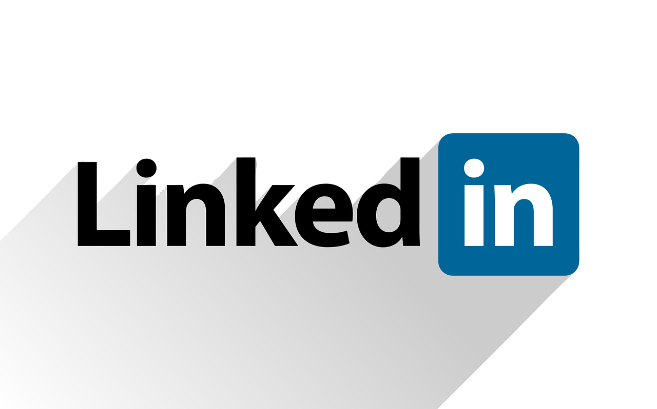 How to change who can see your last name on LinkedIn