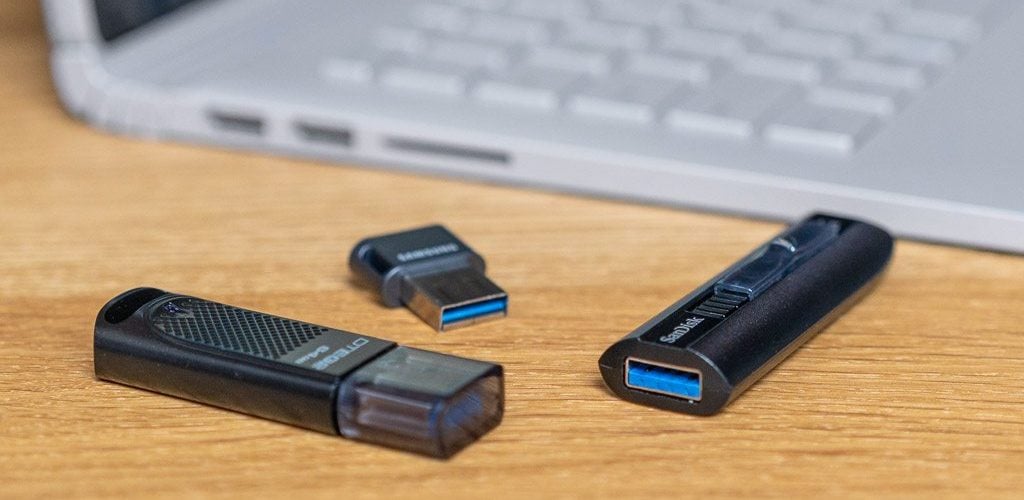 Top Beste USB-Flash-Laufwerke im Jahr 2021 vorgestelltes Bild