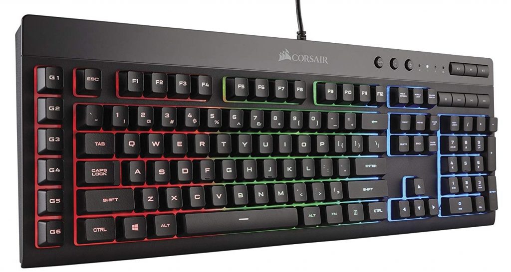 Corsair K55 RGB LED-Tastatur mit Hintergrundbeleuchtung und Makroaufnahme